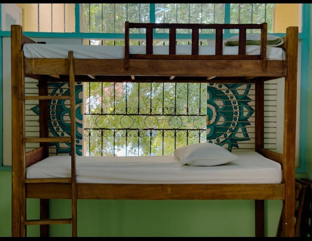 Lord Hostel Сальвадор Экстерьер фото